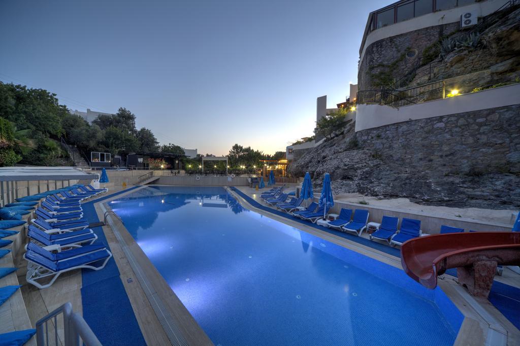 Crystal Hotel Bodrum Exterior photo